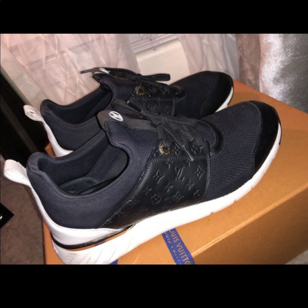 Black run away sneaker louis vuitton - Picture 2 of 7